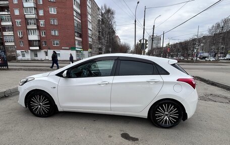 Hyundai i30 II рестайлинг, 2013 год, 800 000 рублей, 4 фотография