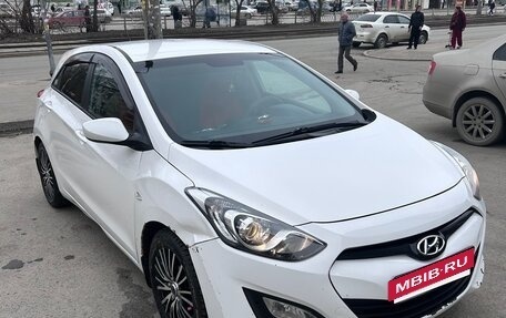 Hyundai i30 II рестайлинг, 2013 год, 800 000 рублей, 2 фотография
