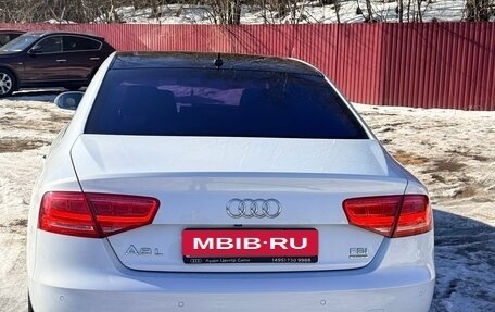 Audi A8, 2012 год, 2 499 999 рублей, 6 фотография