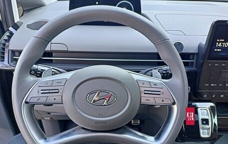 Hyundai Staria, 2021 год, 5 300 000 рублей, 3 фотография