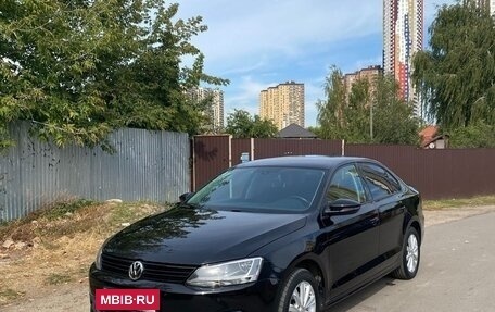 Volkswagen Jetta VI, 2013 год, 1 600 000 рублей, 8 фотография