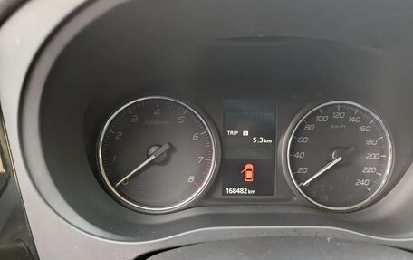 Mitsubishi Outlander III рестайлинг 3, 2015 год, 1 700 000 рублей, 6 фотография