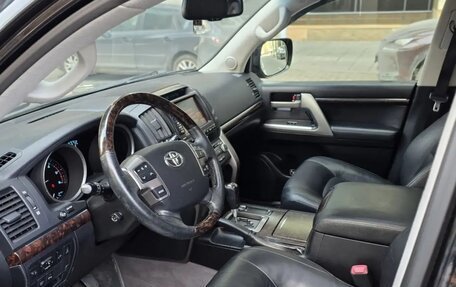 Toyota Land Cruiser 200, 2011 год, 2 700 000 рублей, 3 фотография