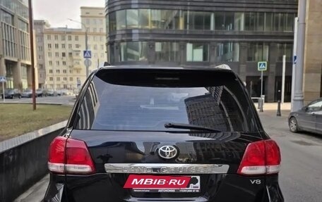 Toyota Land Cruiser 200, 2011 год, 2 700 000 рублей, 6 фотография