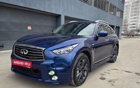 Infiniti QX70, 2015 год, 2 590 000 рублей, 2 фотография