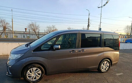 Honda Stepwgn IV, 2020 год, 1 980 000 рублей, 3 фотография