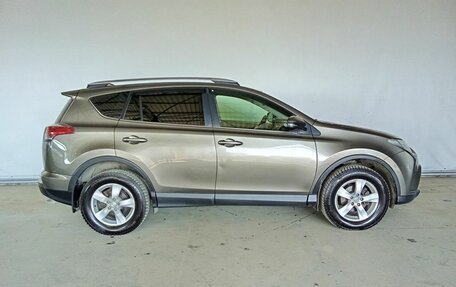 Toyota RAV4, 2015 год, 1 735 000 рублей, 8 фотография