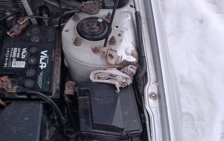 Mazda Familia Y11, 2001 год, 250 000 рублей, 1 фотография