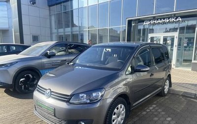 Volkswagen Touran III, 2011 год, 921 000 рублей, 1 фотография