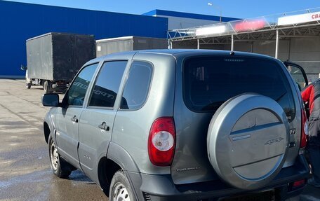 Chevrolet Niva I рестайлинг, 2016 год, 700 000 рублей, 3 фотография