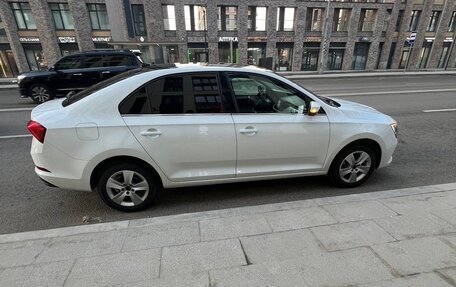 Skoda Rapid II, 2021 год, 1 600 000 рублей, 15 фотография