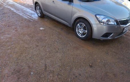 KIA cee'd I рестайлинг, 2010 год, 640 000 рублей, 3 фотография