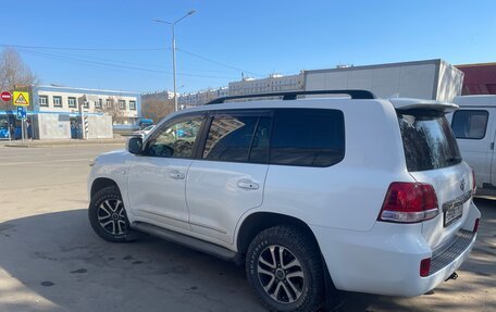 Toyota Land Cruiser 200, 2010 год, 3 100 000 рублей, 5 фотография