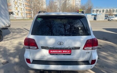 Toyota Land Cruiser 200, 2010 год, 3 100 000 рублей, 4 фотография