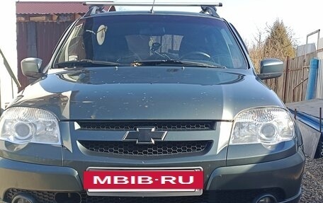 Chevrolet Niva I рестайлинг, 2014 год, 520 000 рублей, 3 фотография