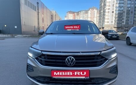 Volkswagen Polo VI (EU Market), 2021 год, 1 650 000 рублей, 3 фотография