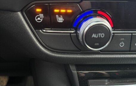 Mazda 6, 2019 год, 2 020 000 рублей, 28 фотография