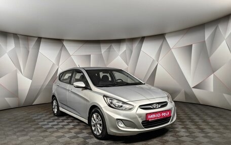 Hyundai Solaris II рестайлинг, 2011 год, 735 000 рублей, 3 фотография