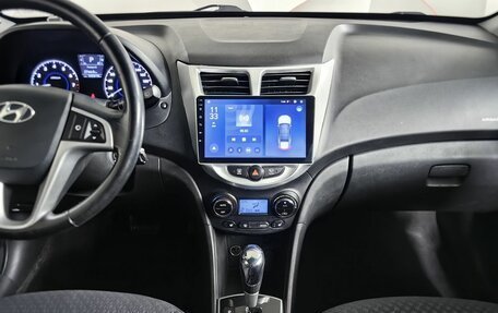 Hyundai Solaris II рестайлинг, 2011 год, 735 000 рублей, 14 фотография