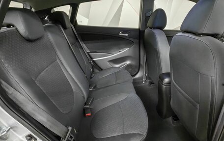 Hyundai Solaris II рестайлинг, 2011 год, 735 000 рублей, 15 фотография