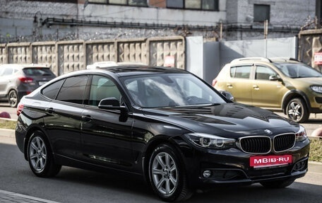 BMW 3 серия, 2018 год, 2 699 000 рублей, 4 фотография