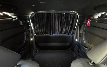 Toyota Voxy, 2022 год, 3 500 000 рублей, 11 фотография