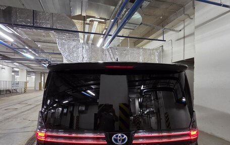 Toyota Voxy, 2022 год, 3 500 000 рублей, 27 фотография