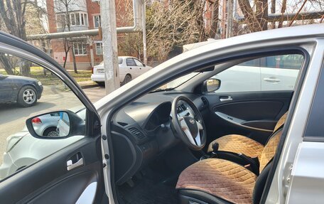 Hyundai Solaris II рестайлинг, 2013 год, 950 000 рублей, 7 фотография