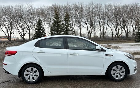 KIA Rio III рестайлинг, 2015 год, 1 395 000 рублей, 10 фотография