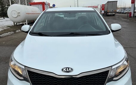 KIA Rio III рестайлинг, 2015 год, 1 395 000 рублей, 13 фотография