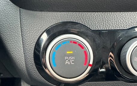 KIA Rio III рестайлинг, 2015 год, 1 395 000 рублей, 22 фотография