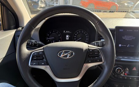 Hyundai Solaris II рестайлинг, 2021 год, 1 640 000 рублей, 17 фотография