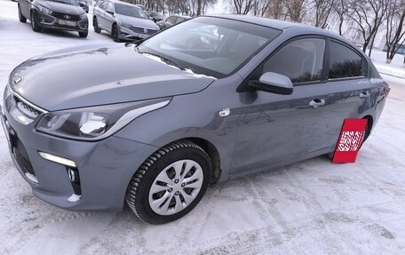 KIA Rio IV, 2018 год, 1 420 000 рублей, 2 фотография