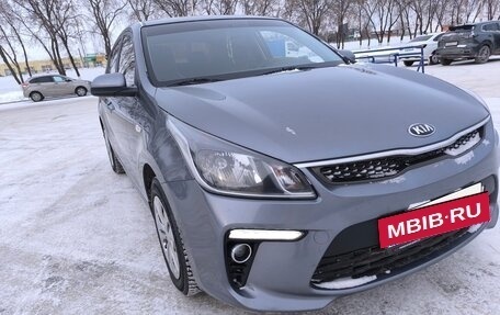 KIA Rio IV, 2018 год, 1 420 000 рублей, 4 фотография