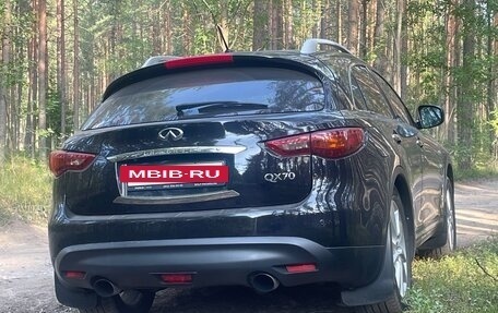 Infiniti QX70, 2013 год, 1 950 000 рублей, 8 фотография