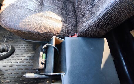 ЛуАЗ 3151, 2002 год, 1 250 000 рублей, 18 фотография