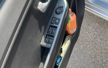 KIA Rio III рестайлинг, 2014 год, 850 000 рублей, 10 фотография