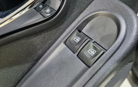 Renault Duster I рестайлинг, 2015 год, 1 399 000 рублей, 18 фотография