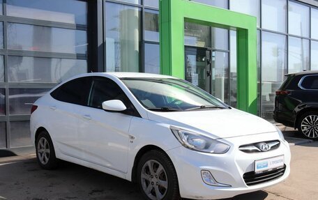 Hyundai Solaris II рестайлинг, 2014 год, 784 000 рублей, 2 фотография