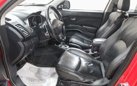 Mitsubishi Outlander III рестайлинг 3, 2007 год, 1 169 000 рублей, 13 фотография