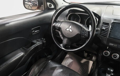 Mitsubishi Outlander III рестайлинг 3, 2007 год, 1 169 000 рублей, 17 фотография