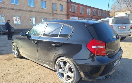 BMW 1 серия, 2009 год, 540 000 рублей, 3 фотография
