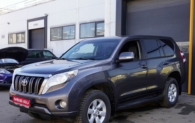 Toyota Land Cruiser Prado 150 рестайлинг 2, 2015 год, 3 300 000 рублей, 1 фотография