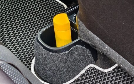 Toyota Vitz, 2018 год, 1 190 000 рублей, 4 фотография