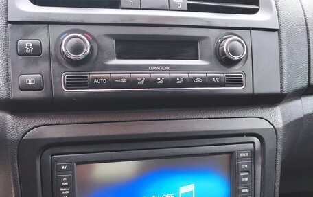 Skoda Roomster, 2014 год, 895 000 рублей, 3 фотография