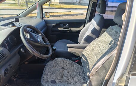 SEAT Alhambra II рестайлинг, 2002 год, 410 000 рублей, 15 фотография