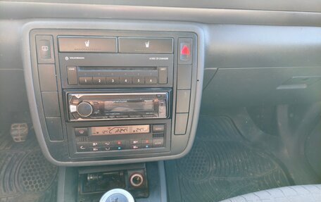 SEAT Alhambra II рестайлинг, 2002 год, 410 000 рублей, 16 фотография