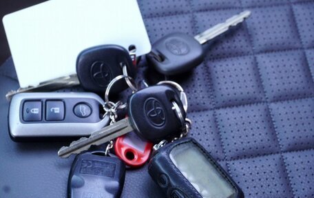 Toyota Land Cruiser Prado 150 рестайлинг 2, 2015 год, 3 300 000 рублей, 11 фотография