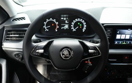 Skoda Rapid II, 2021 год, 1 590 000 рублей, 10 фотография