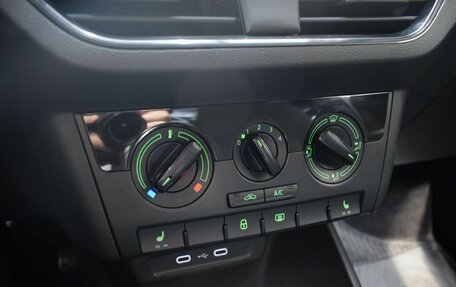 Skoda Rapid II, 2021 год, 1 590 000 рублей, 14 фотография